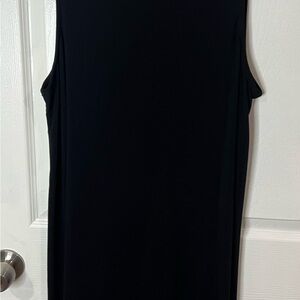 Sleeveless Black Dress